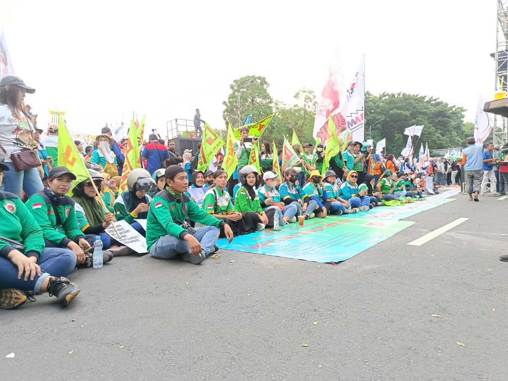 kekuatan Serikat pekerja yang didukung oleh Buruh militan