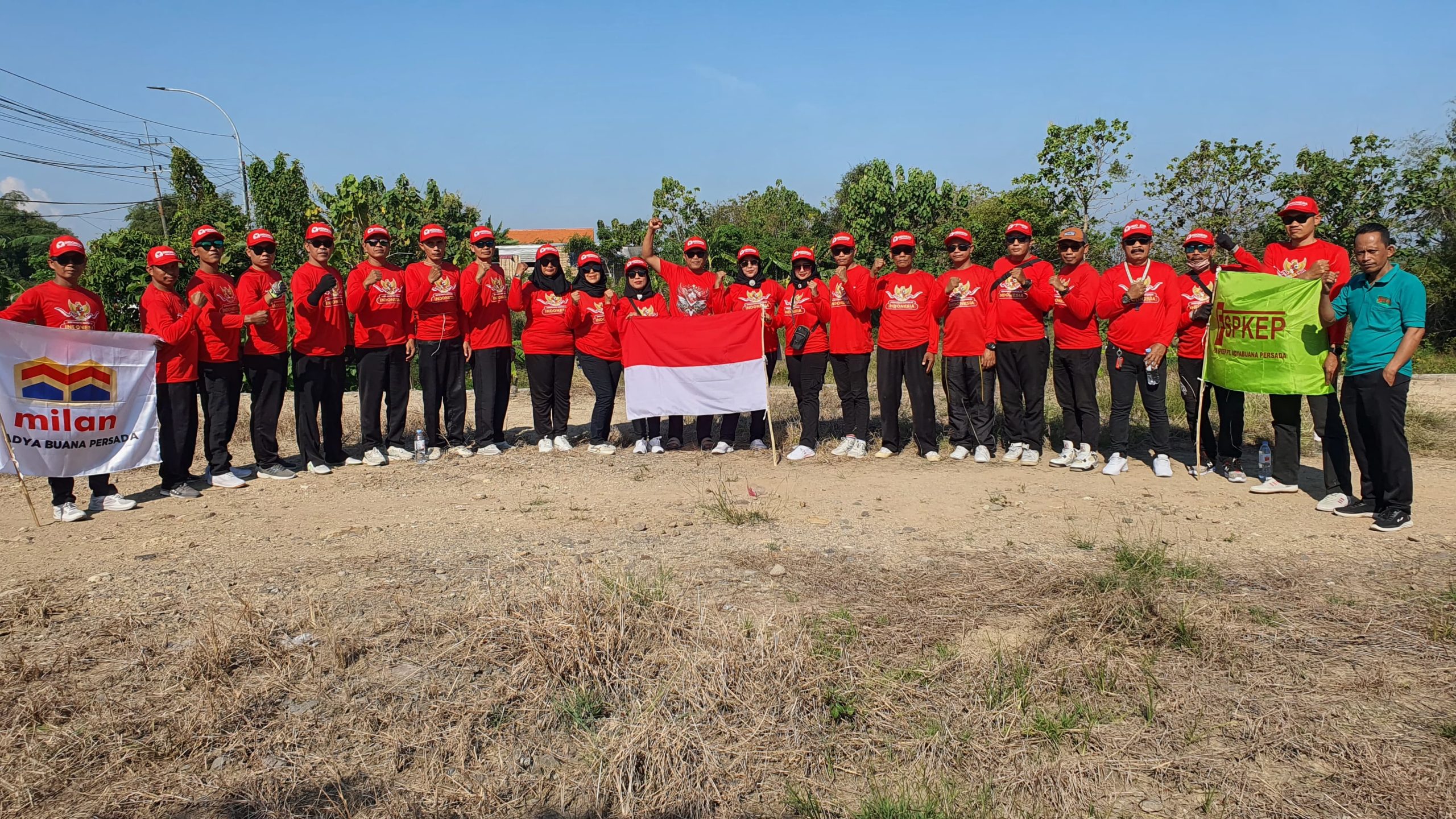 Gerak Jalan HUT RI ke-80 di Kecamatan Wringinanom Gresik, PUK SP KEP PT. Adyabuana Persada Turut Meriahkan Perayaan