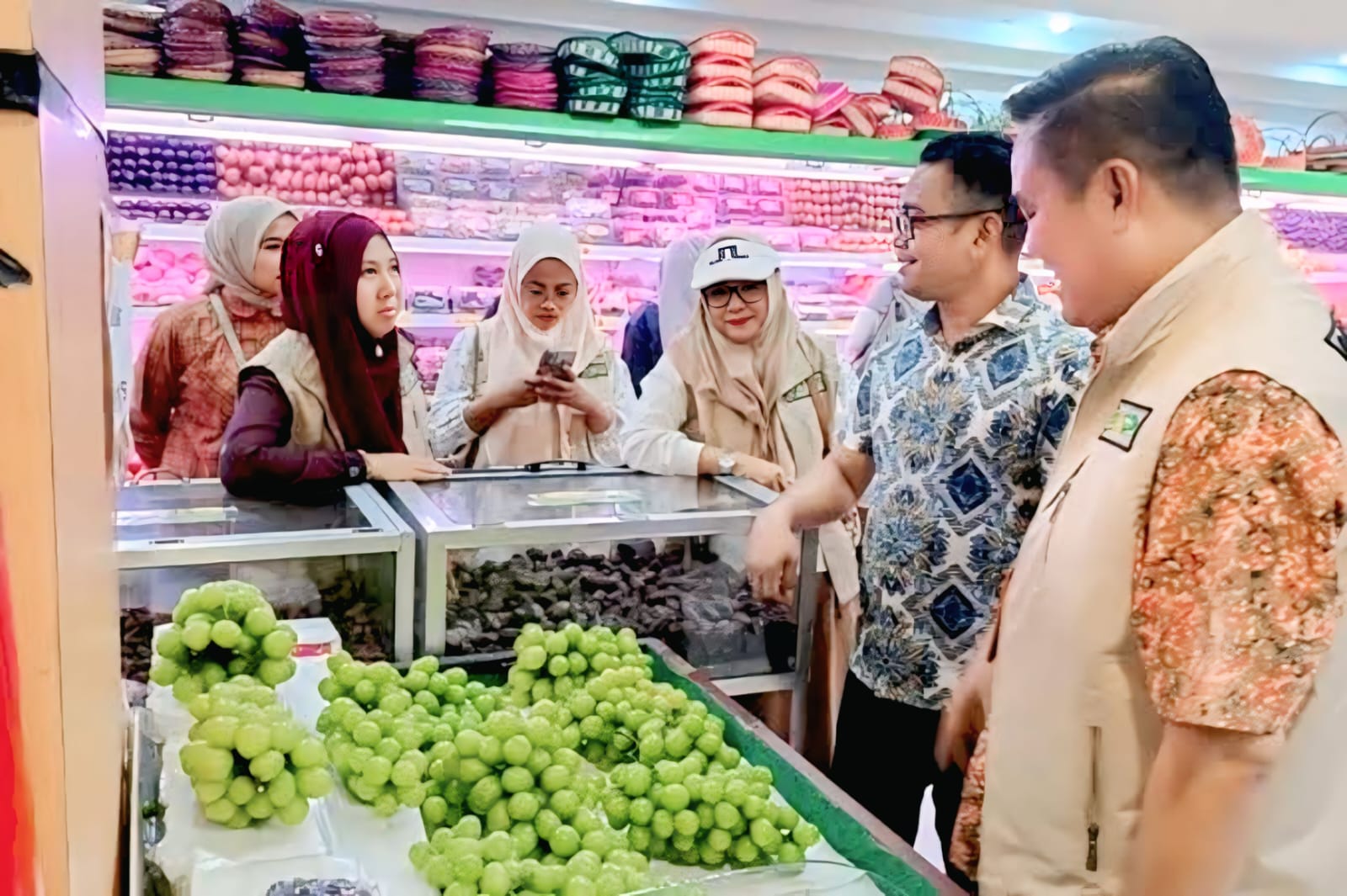 Jelang Maulid Nabi, Anggur Shine Muscat Jepang Laris Manis di Sidoarjo