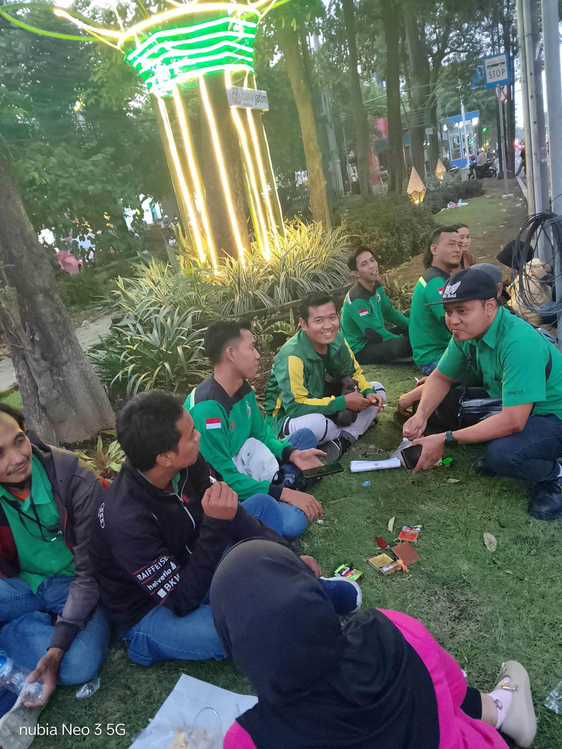 Buruh Sidoarjo Kawal Ketat Pembahasan UMK dan UMSK 2026 Dewan Pengupahan Provinsi di Hotel Luminor