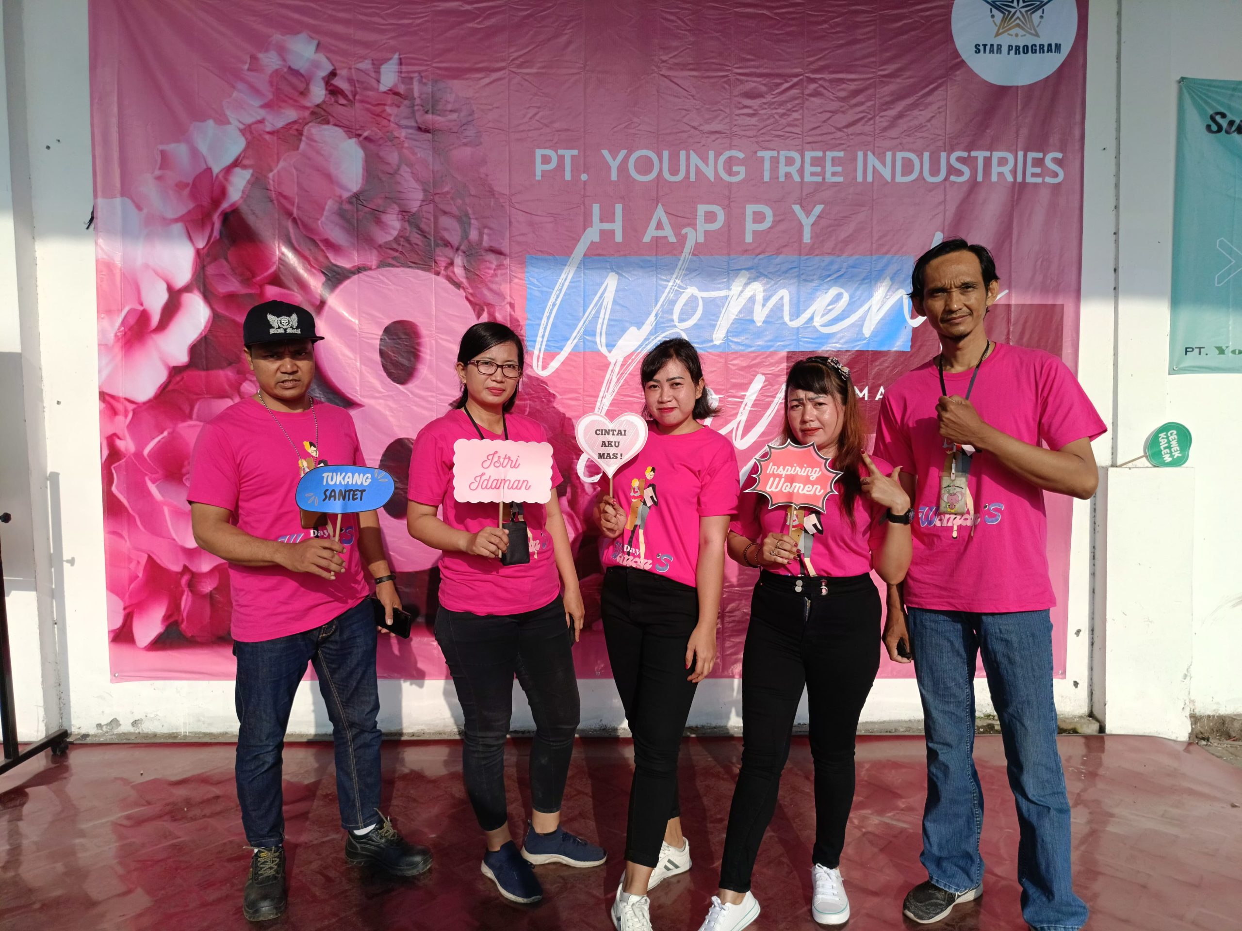Peringatan International Women’s Day 2026, Karyawan PT Young Tree Industries kompak Pakai Baju Pink